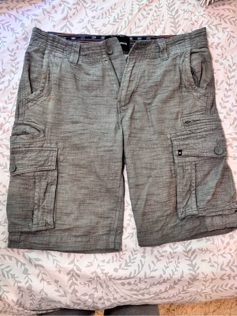 Men’s Gray Cargo Shorts